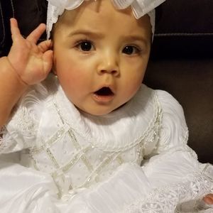 Meet your Posher, Ofelia